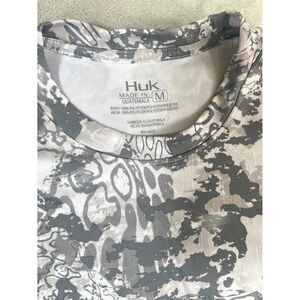 Huk Icon X Tide Change Long Sleeve Fishing Shirt Men Medium Hogs Back Camouflage